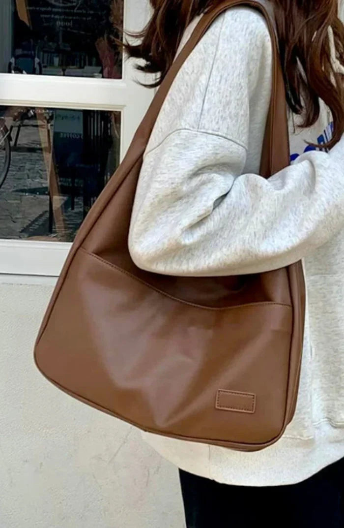 Lea™ | Essential