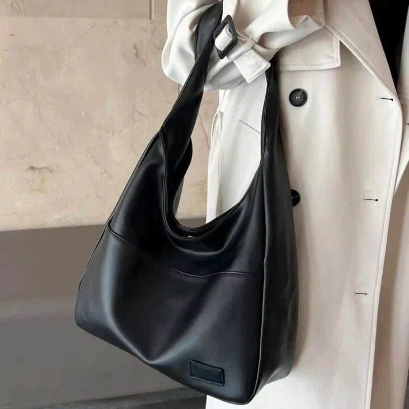 Lea™ | Essential