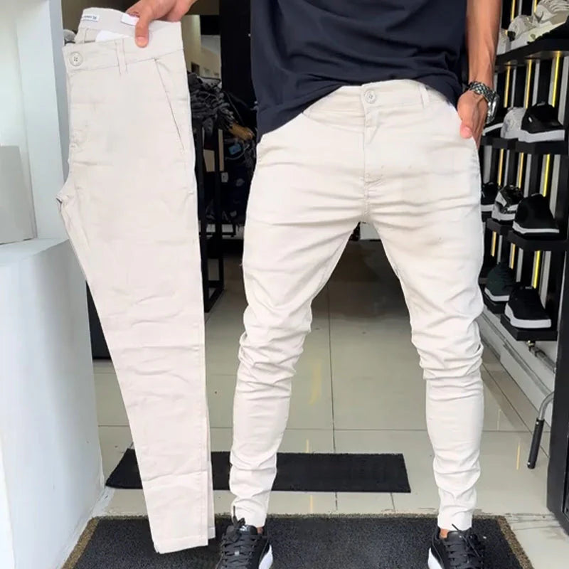 Pantaloni casual slim-fit da uomo in tinta unita